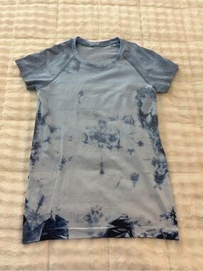 Lululemon Swiftly Tech short sleeve